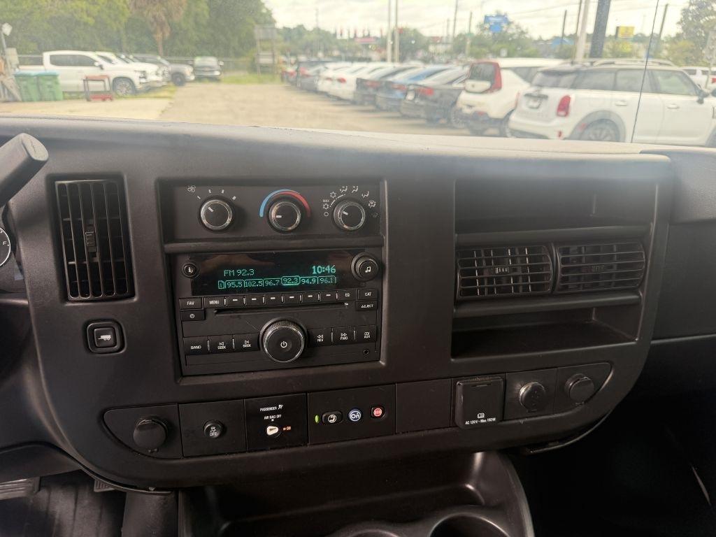 Chevrolet Express Cargo Van RWD 2500 135" 2021