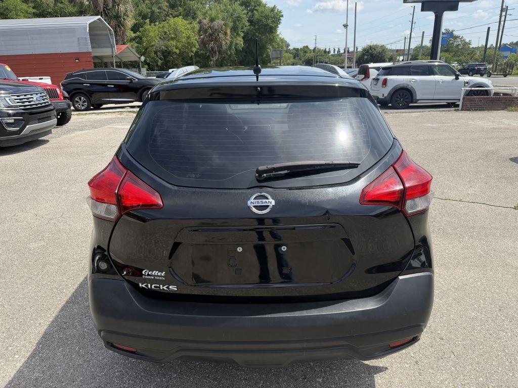 Nissan Kicks S FWD 2019