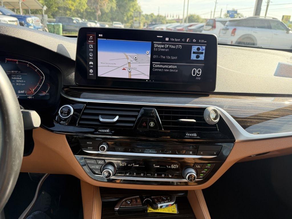 BMW 5 Series 530i xDrive Sedan 2021