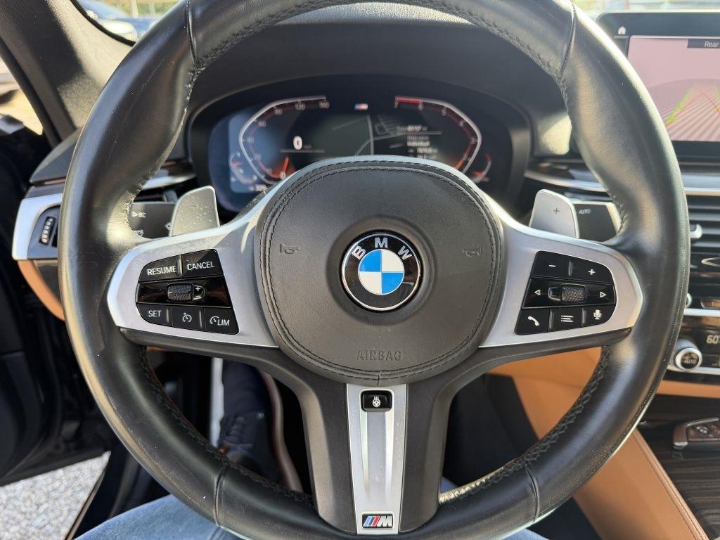 BMW 5 Series 530i xDrive Sedan 2021
