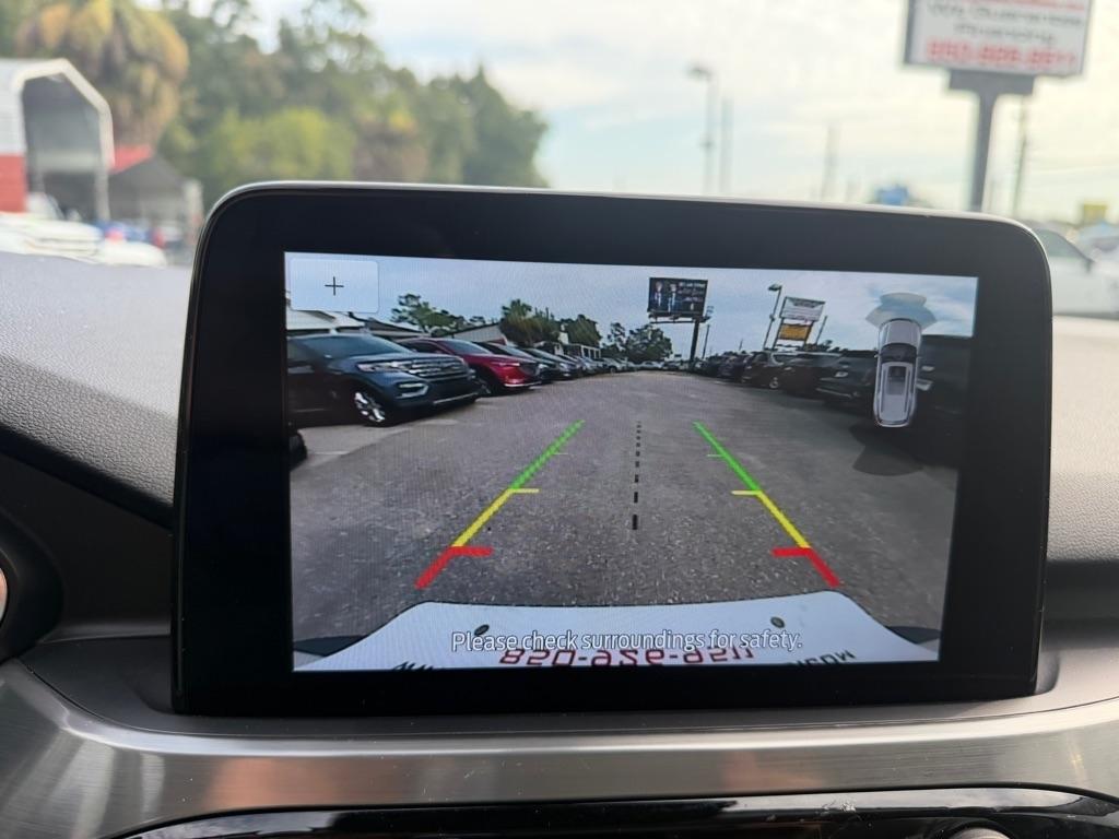 Ford Escape Titanium Hybrid FWD 2021