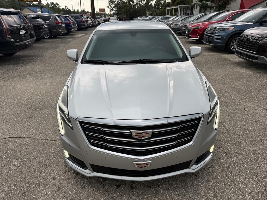 Cadillac XTS 4dr Sdn Luxury FWD 2018