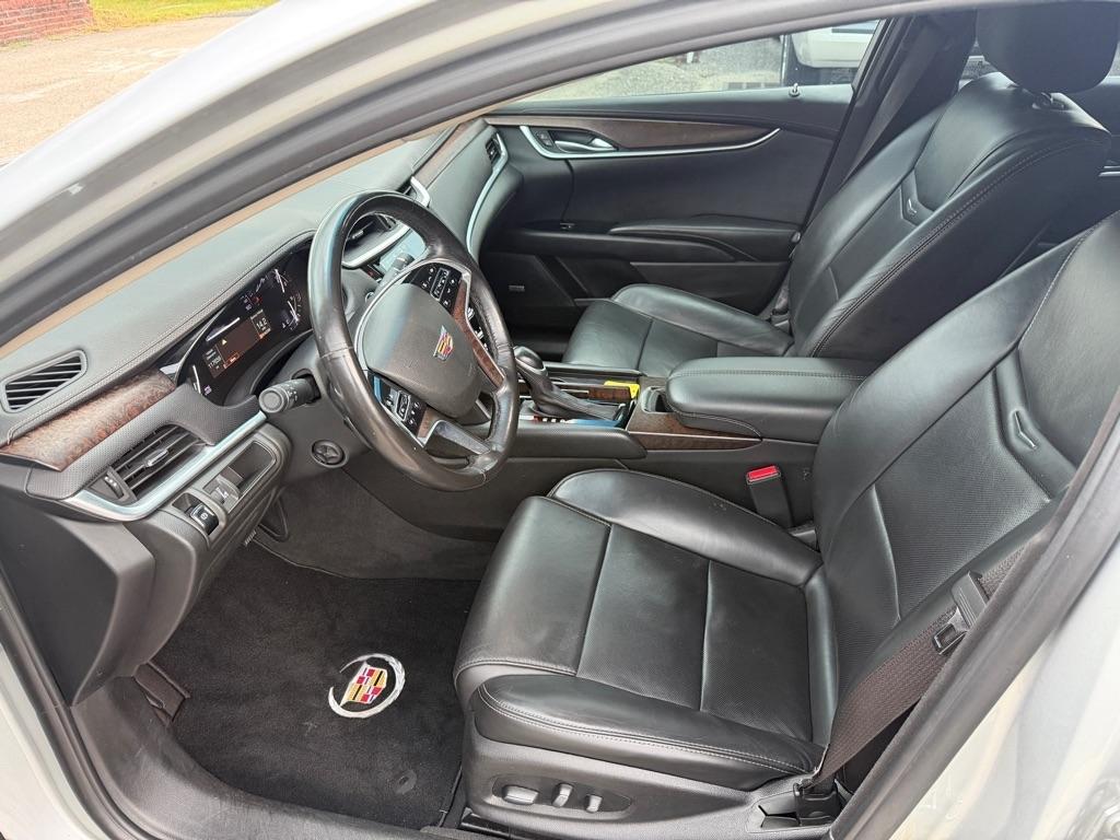 Cadillac XTS 4dr Sdn Luxury FWD 2018