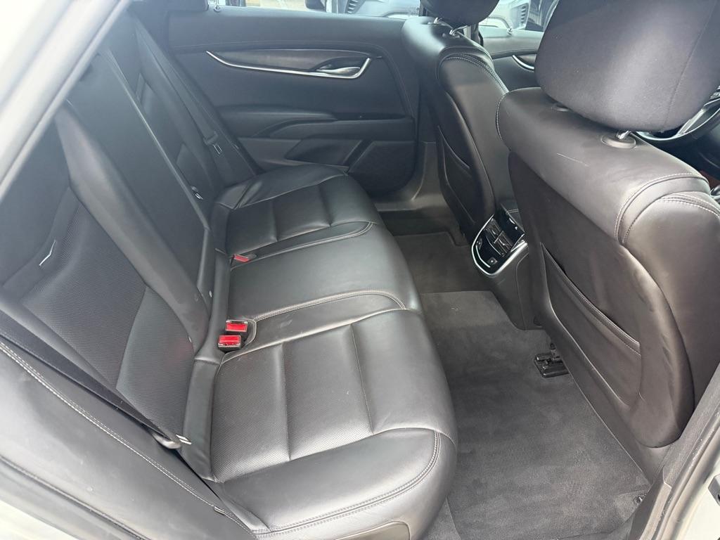 Cadillac XTS 4dr Sdn Luxury FWD 2018