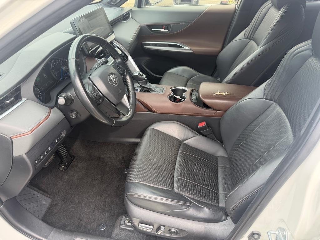 Toyota Venza Limited AWD (Natl) 2021