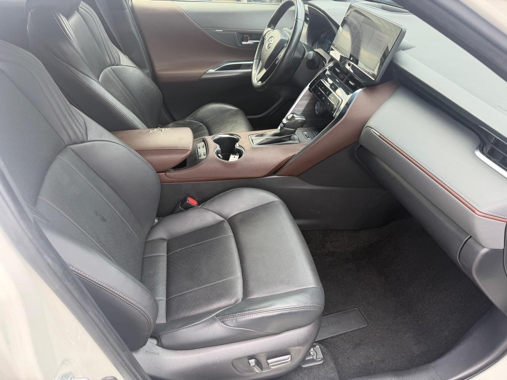 Toyota Venza Limited AWD (Natl) 2021