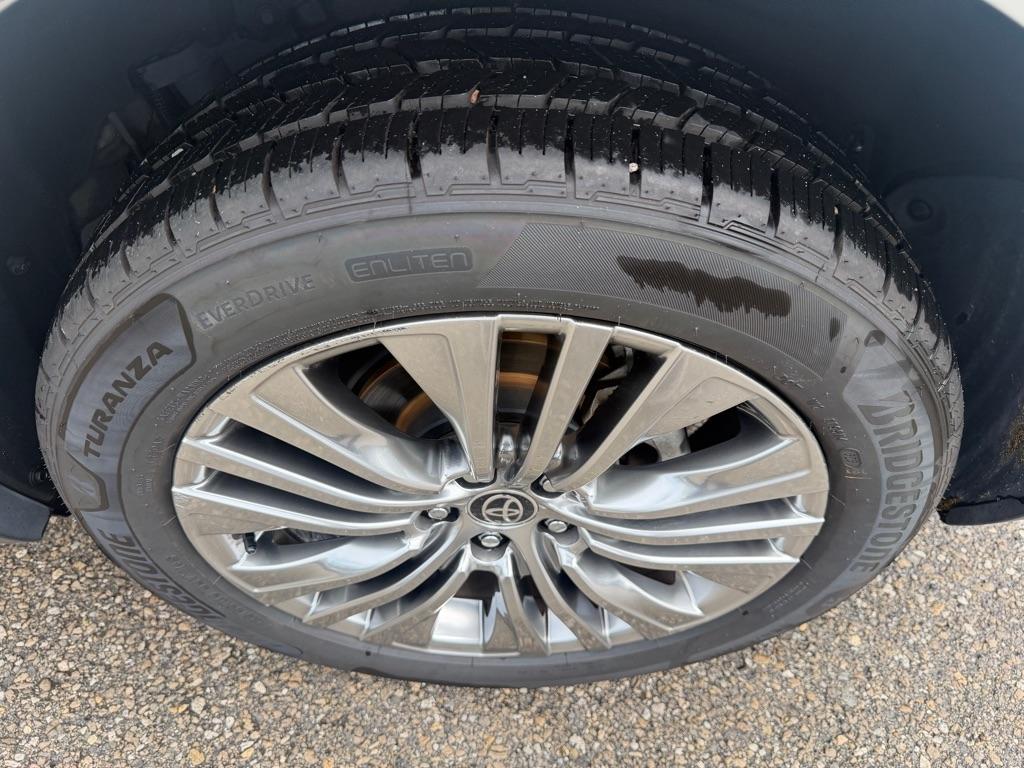 Toyota Venza Limited AWD (Natl) 2021