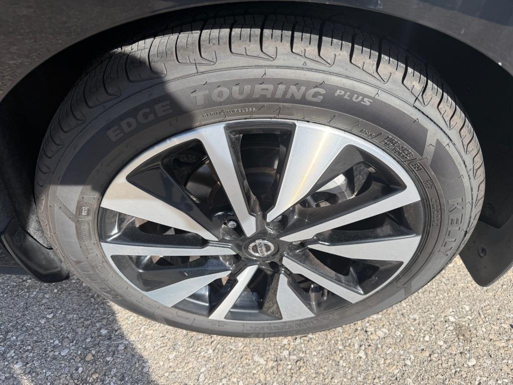 Nissan Sentra SV CVT 2023
