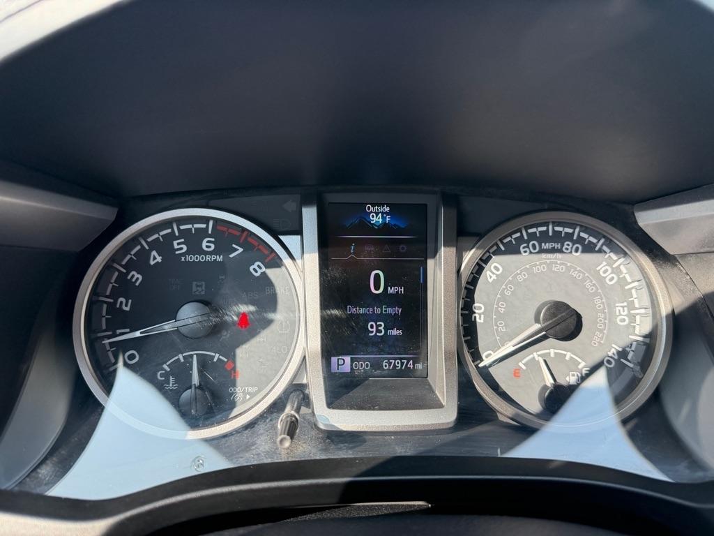 Toyota Tacoma 2WD TRD Off Road Double Cab 5' Bed V6 AT (Natl) 2021
