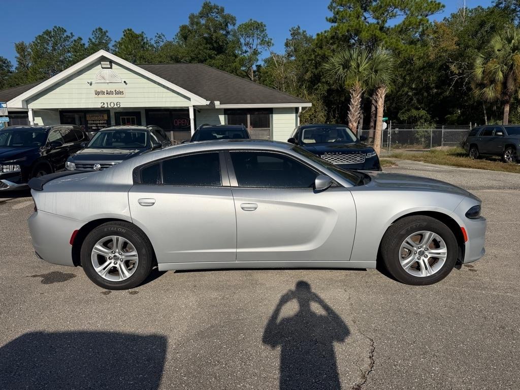 Dodge Charger SXT RWD 2021