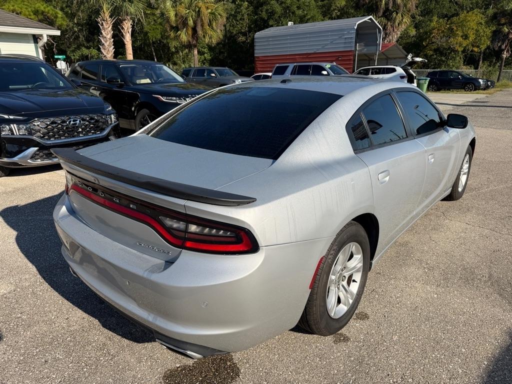 Dodge Charger SXT RWD 2021