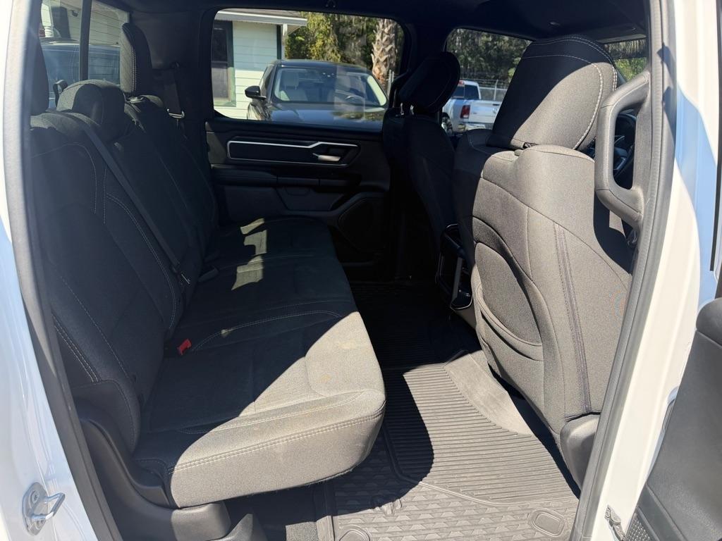 RAM 1500 Big Horn/Lone Star 4x4 Crew Cab 5'7" Box 2019