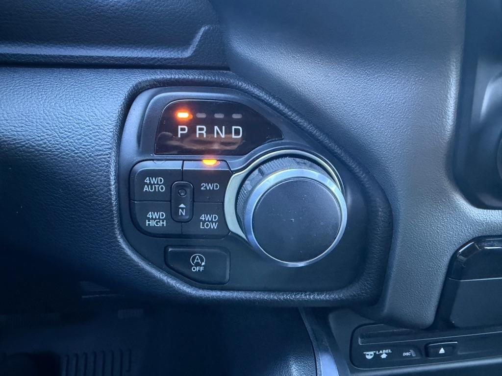 RAM 1500 Big Horn/Lone Star 4x4 Crew Cab 5'7" Box 2019