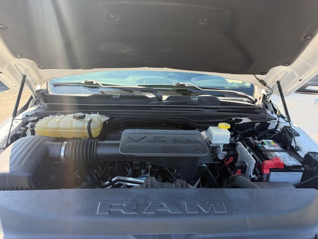 RAM 1500 Big Horn/Lone Star 4x4 Crew Cab 5'7" Box 2019