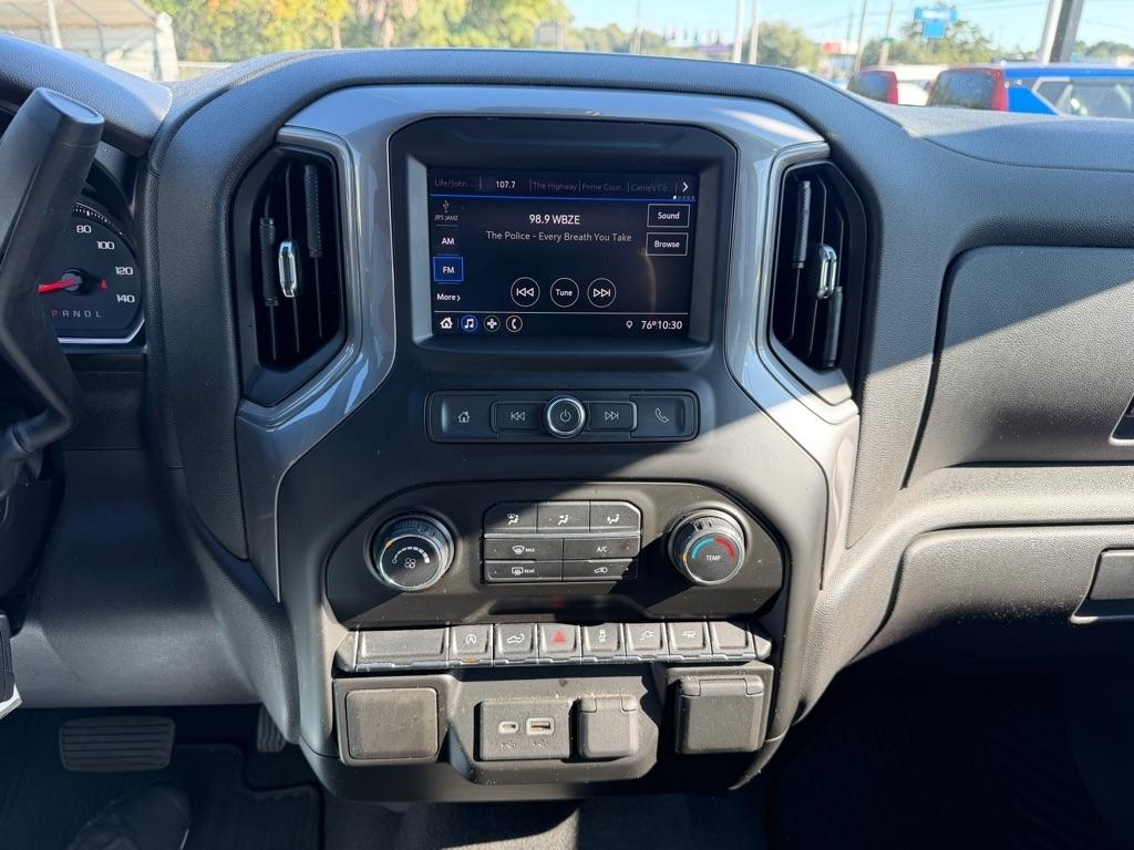Chevrolet Silverado 1500 2WD Crew Cab 147" Custom 2021
