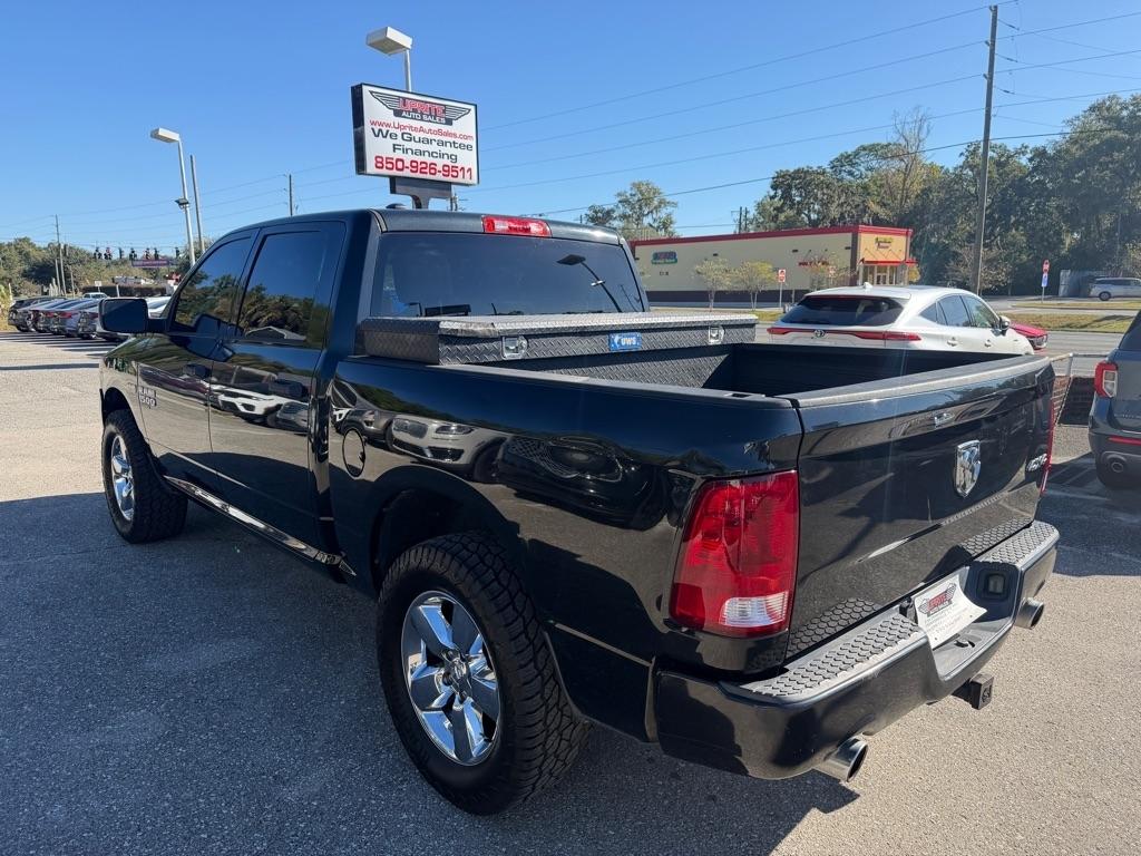 RAM 1500 Classic Express 4x4 Crew Cab 5'7" Box 2019