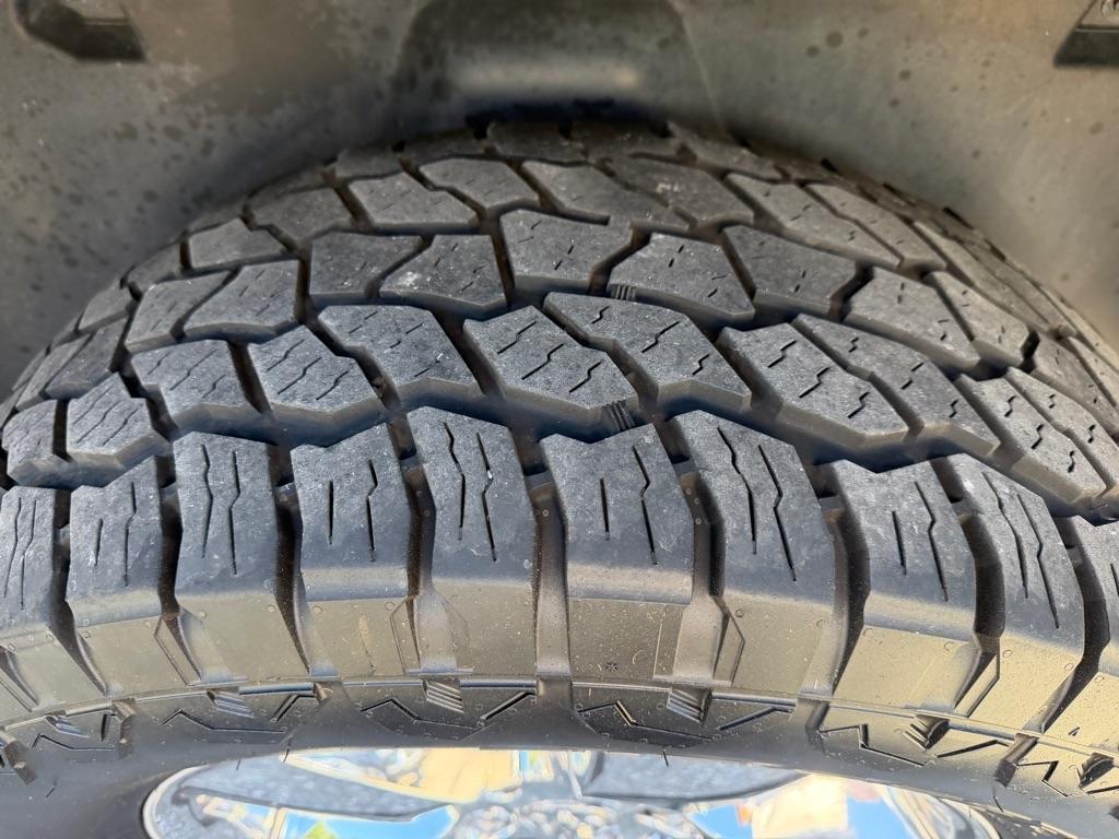 RAM 1500 Classic Express 4x4 Crew Cab 5'7" Box 2019