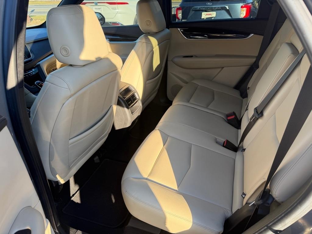 Cadillac XT5 FWD 4dr 2019