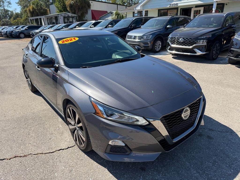 Nissan Altima 2.5 SR Sedan 2021