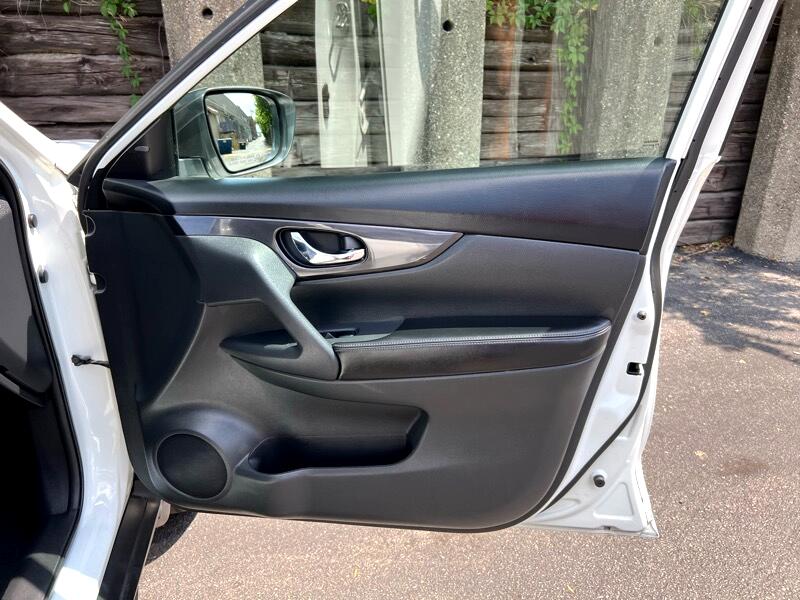 Nissan Rogue SV AWD 2017 Nissan Rogue SV AWD 2017