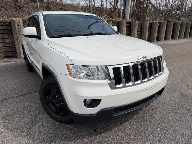 Jeep Grand Cherokee Laredo 4WD 2011