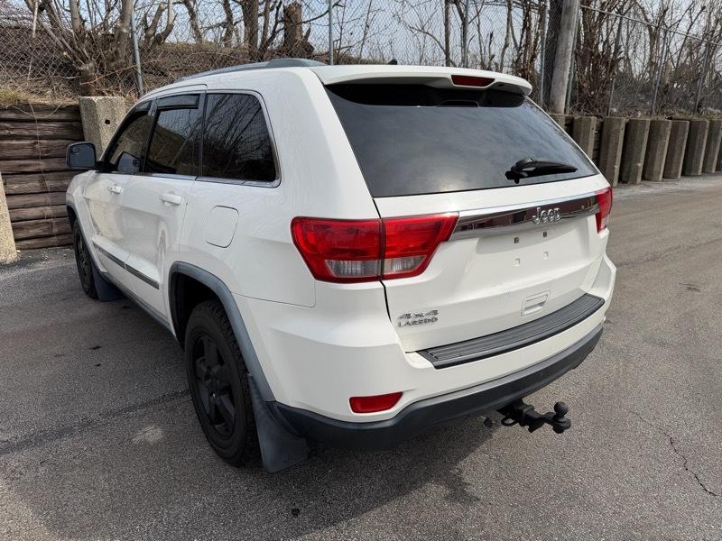 Jeep Grand Cherokee Laredo 4WD 2011