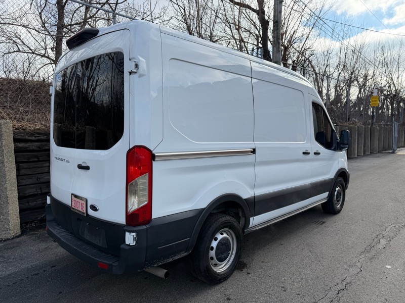 Ford Transit 250 Van Med. Roof w/Sliding Pass. 130-in. WB 2020