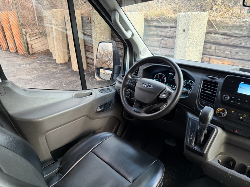 Ford Transit 250 Van Med. Roof w/Sliding Pass. 130-in. WB 2020