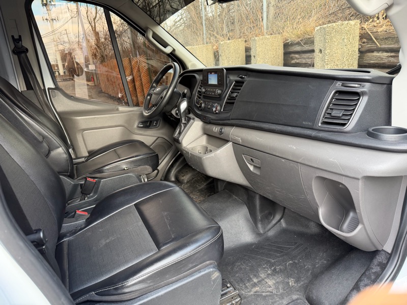 Ford Transit 250 Van Med. Roof w/Sliding Pass. 130-in. WB 2020