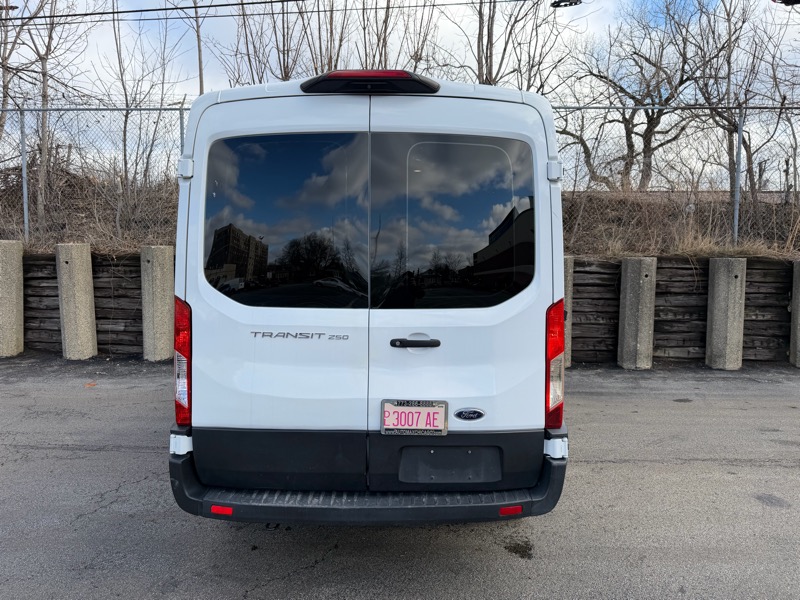 Ford Transit 250 Van Med. Roof w/Sliding Pass. 130-in. WB 2020