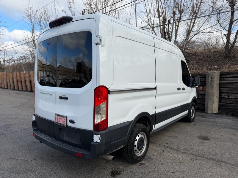 Ford Transit 250 Van Med. Roof w/Sliding Pass. 130-in. WB 2020