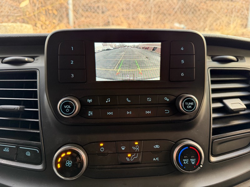 Ford Transit 250 Van Med. Roof w/Sliding Pass. 130-in. WB 2020