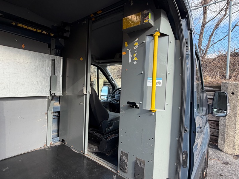 Ford Transit 250 Van High Roof w/Sliding Pass. 148-in. WB EL 2020