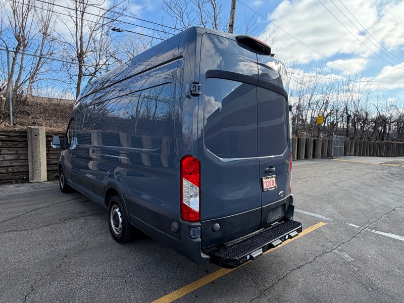Ford Transit 250 Van High Roof w/Sliding Pass. 148-in. WB EL 2020