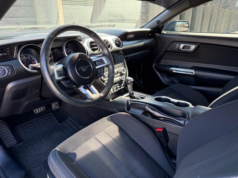 Ford Mustang EcoBoost Coupe 2019