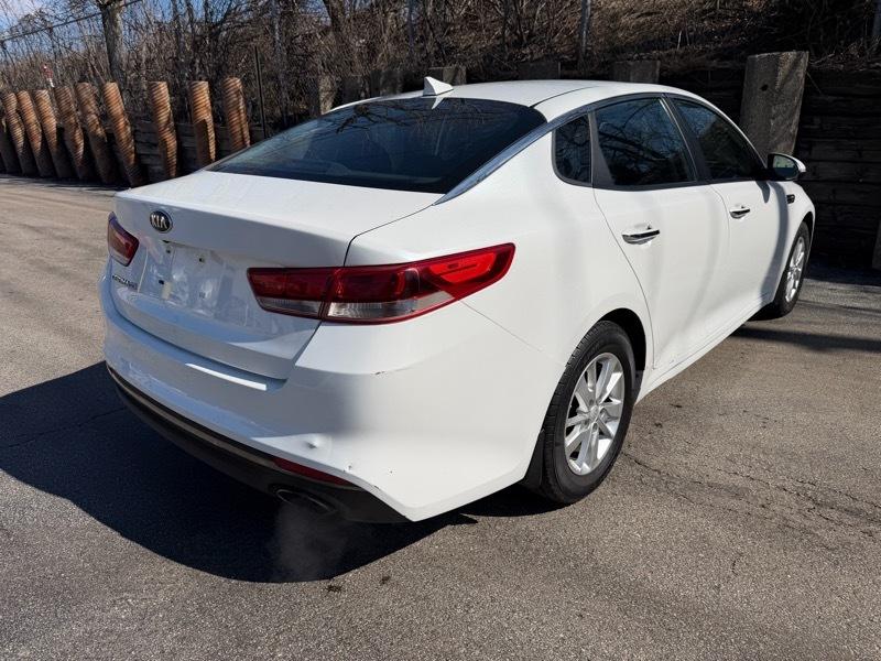 Kia Optima LX 2016