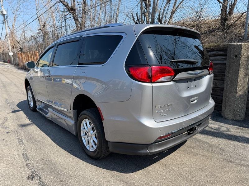 Chrysler Pacifica Touring-L 2020
