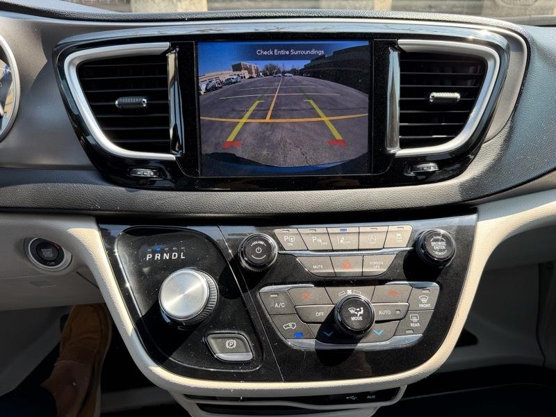 Chrysler Pacifica Touring-L 2020