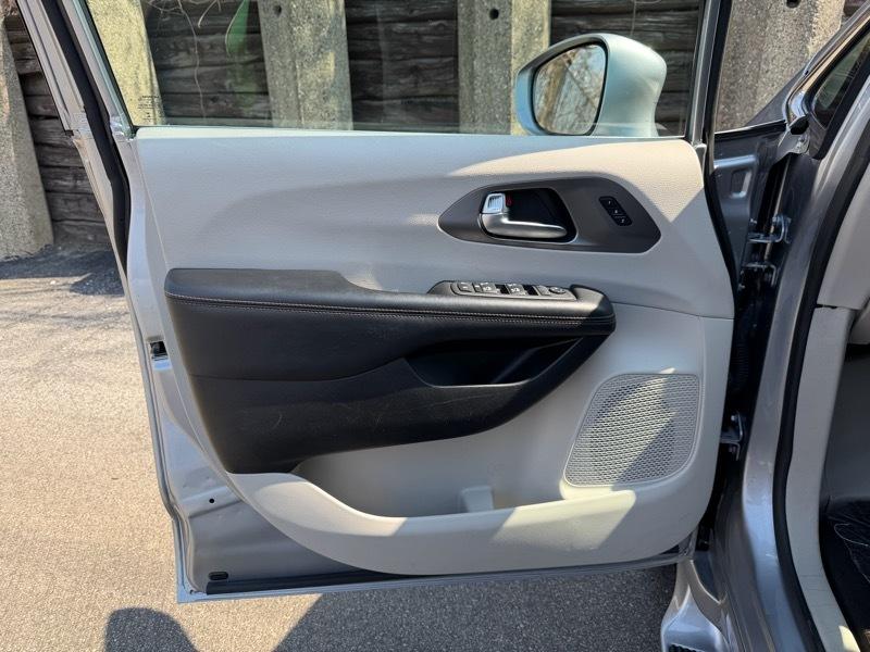 Chrysler Pacifica Touring-L 2020