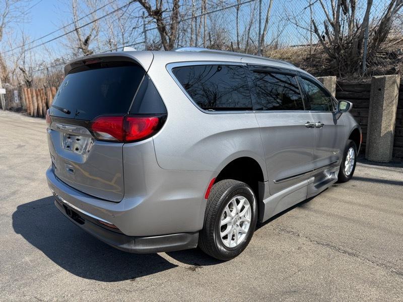 Chrysler Pacifica Touring-L 2020