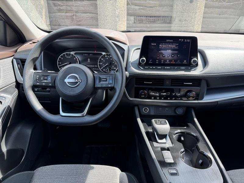 Nissan Rogue SV 2023