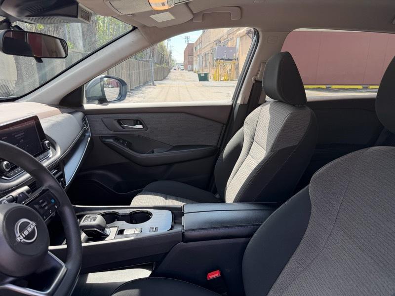 Nissan Rogue SV 2023