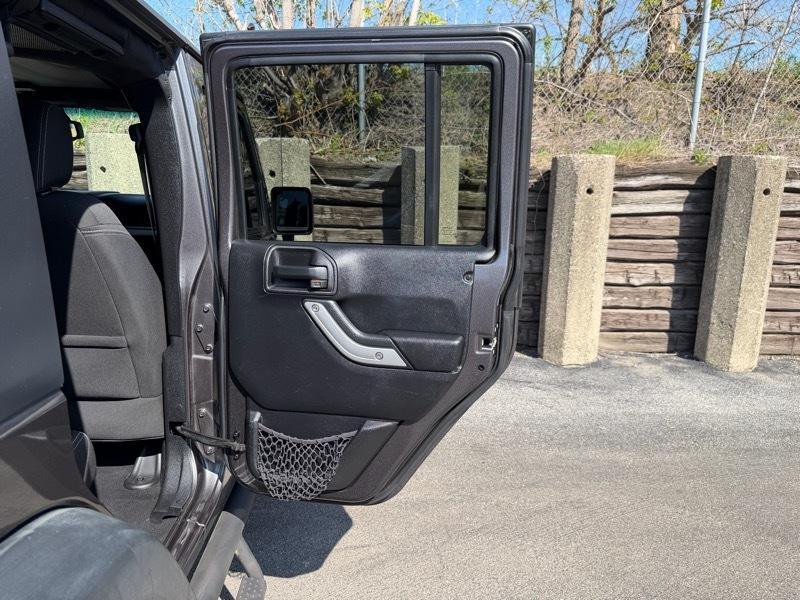 Jeep Wrangler Unlimited Rubicon 4WD 2016