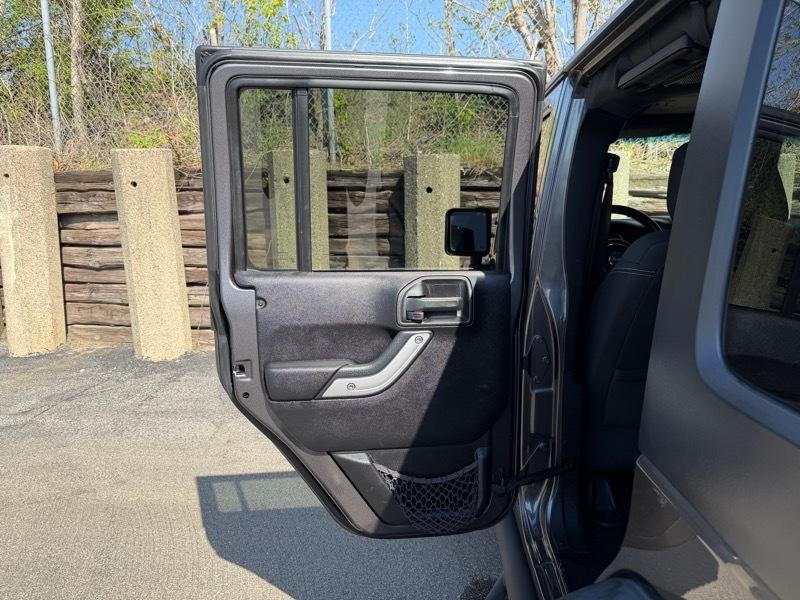 Jeep Wrangler Unlimited Rubicon 4WD 2016