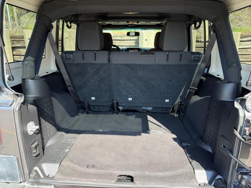 Jeep Wrangler Unlimited Rubicon 4WD 2016