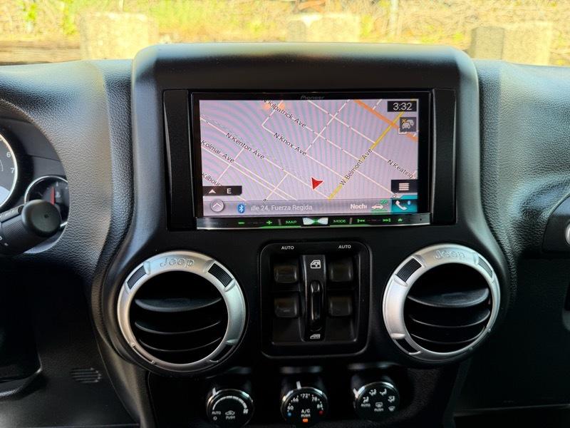 Jeep Wrangler Unlimited Rubicon 4WD 2016