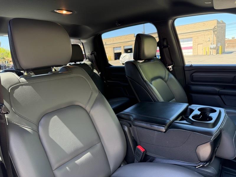 RAM 1500 Tradesman Crew Cab LWB 4WD 2022