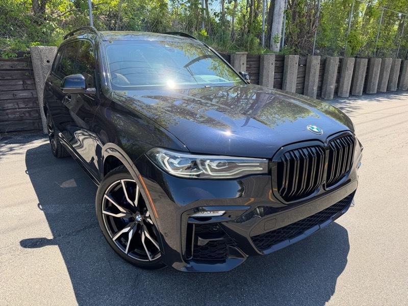BMW X7 xDrive40i Sports Activity Vehicle 2020