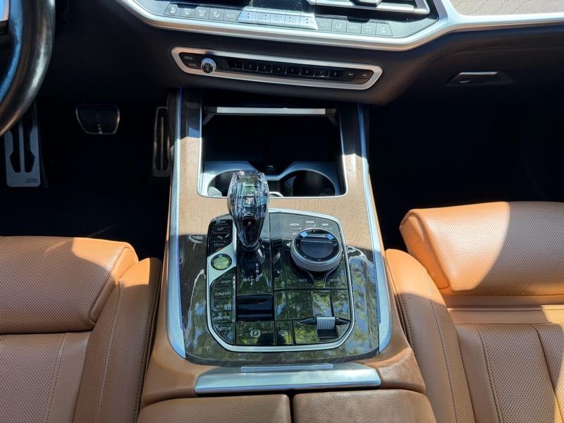 BMW X7 xDrive40i Sports Activity Vehicle 2020