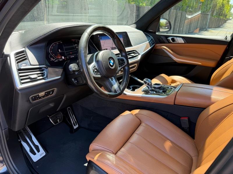 BMW X7 xDrive40i Sports Activity Vehicle 2020